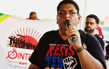 A desvalorizao est perceptvel quando o Governo deixou de pagar a integralidade da RGA e a descumpriu a LC 510/2023 