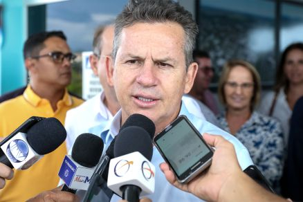 O governador Mauro Mendes, que falou sobre a gesto do prefeito de Cuiab, Emanuel Pinheiro
