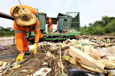 Entre as aes que podero receber investimento do programa na regio de Santo Antnio, esto a limpeza dos rios, corixos e baas da regio