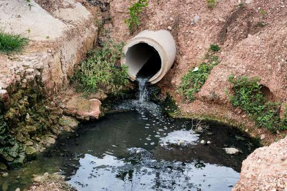 A maior parte das habitaes sem acesso ao servio de coleta de esgoto  de casas, segundo pesquisa