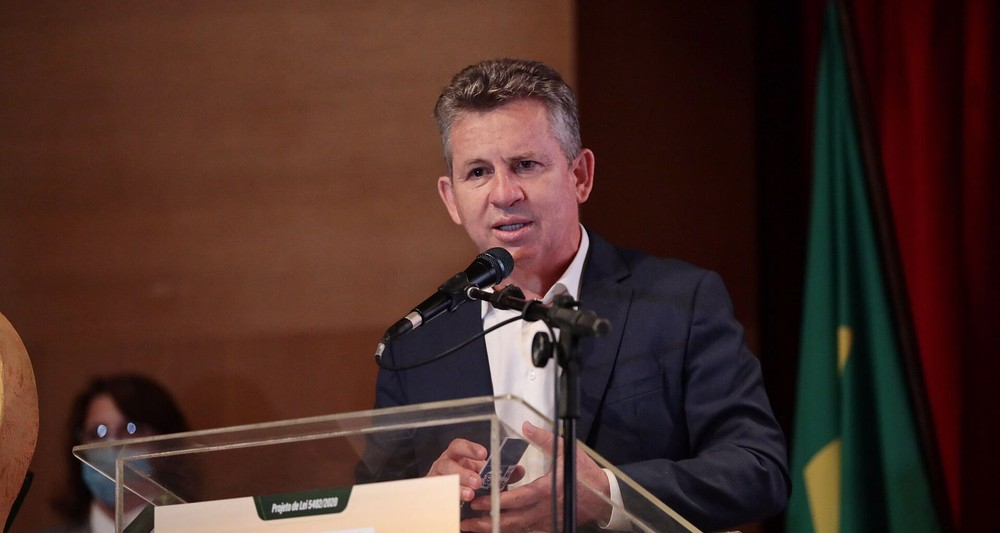 O governador Mauro Mendes, que defendeu que as empresas estrangeiras e brasileiras respeitem o Cdigo Florestal