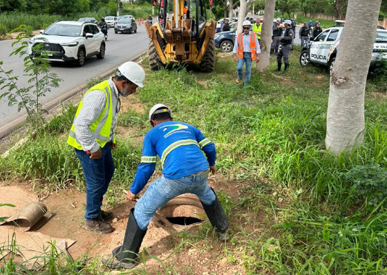 Os trabalhos comearam na Avenida do CPA, nas proximidades do Comando Geral da Polcia Militar