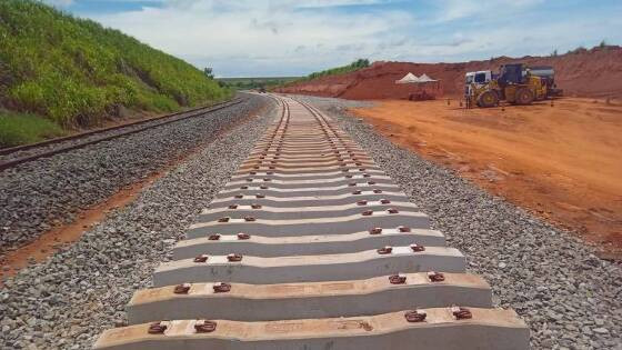 ​Primeiros quilmetros de trilhos da ferrovia estadual de Mato Grosso so concludos pela concessionria Rumo