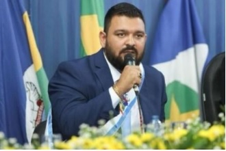 O atual prefeito de Jangada Rogrio Meira (PP), que tenta a reeleio