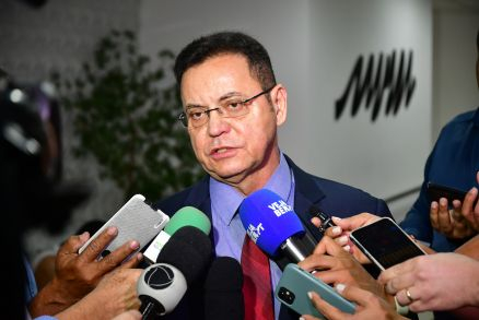 O pr-candidato Eduardo Botelho: 