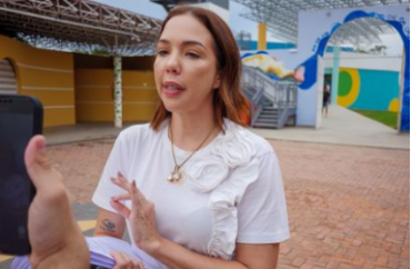 A vereadora Maysa Leo (Republicanos), que falou sobre doaes de marmitas em Cuiab