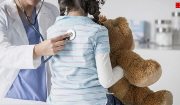 Na faixa etria de 2 a 14 anos, os casos so causados pelo rinovrus