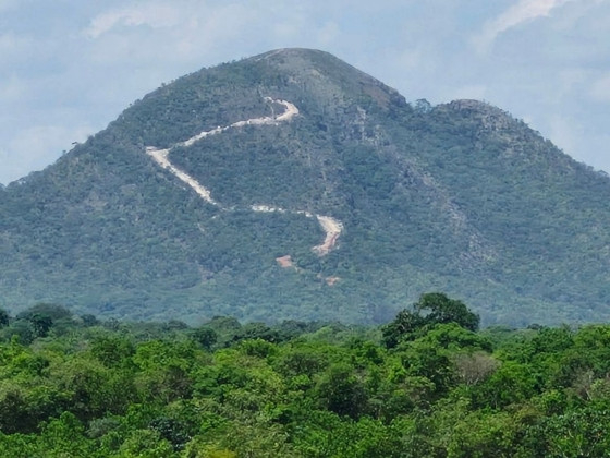 Relatrio do Ministrio Pblico de Mato Grosso aponta eroses no Morro de Santo Antnio  Foto: MPMT