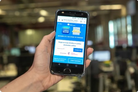 Feiro limpa nome online da Serasa negocia dvidas com at 99% de desconto.  Foto: Celso Tavares/G1