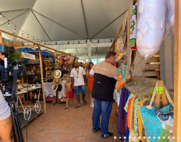 Visitantes na Feira Cuiabarte, no Museu do Rio, na Orla do PortoA