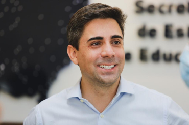 O secretrio de Estado de Educao, Alan Porto: concurso pblico