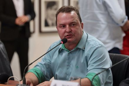 O presidente da AL, Max Russi: 