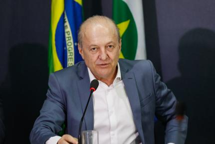 O governador em exerccio, Otaviano Pivetta, que falou sobre a Santa Casa de Cuiab