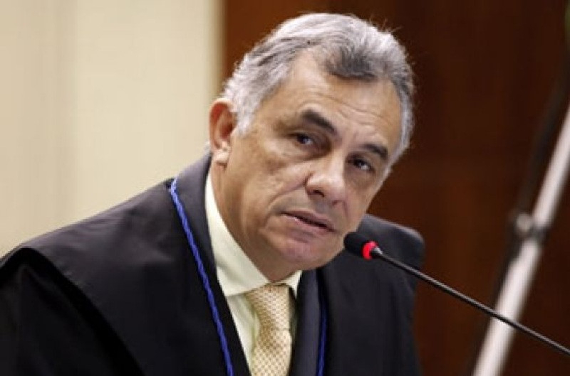 O juiz Bruno D'Oliveira Marques, que condenou o ex-deputado estadual Humberto Bosaipo e os contadores