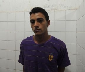 Jhonathan Martins, 19