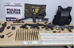 PM aprendeu dinheiro, armas e outros itens