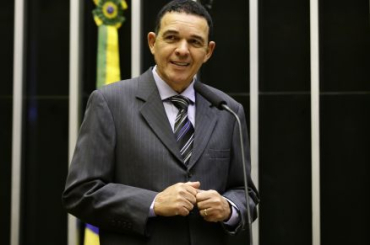 O deputado federal Juarez Costa deixou o MDB e se filiou ao Republicanos na terça-feira