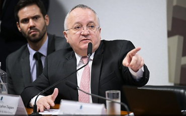 Ex-governador de Mato Grosso, Pedro Taques foi convocado para depor na CPI do Crime Organizado