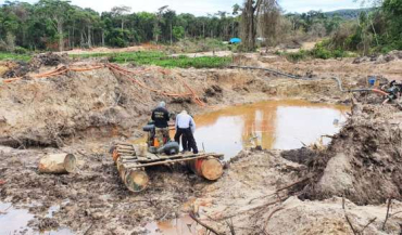 Das 74 terras ind�genas registradas na base de dados geogr�fica da Funai, 69 est�o sob press�o