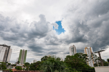 Calor retorna a Cuiab� que deve registrar m�xima de 31�C