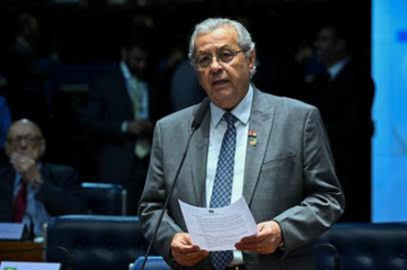 O senador Jayme Campos disse que n�o tem pretens�o de disputar cargo de prefeito em sua base eleitoral