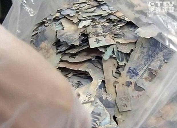 Jovem guardava dinheiro acumulado em oito anos de trabalho.