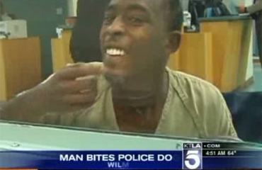 Travis Glaspie  acusado de morder a orelha do co policial 