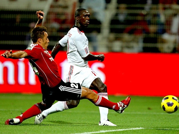 Seedorf saiu do Milan aps a ltima temporada e ainda no definiu seu futuro