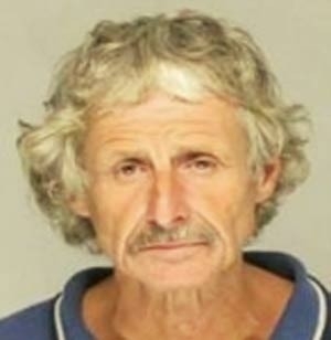 Crawford Jackson atacou colega de quarto e foi preso.