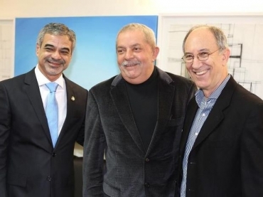 Humberto Costa, pr-candidato do PT em Recife, se reuniu com Lula e o presidente nacional do PT, Rui Falco