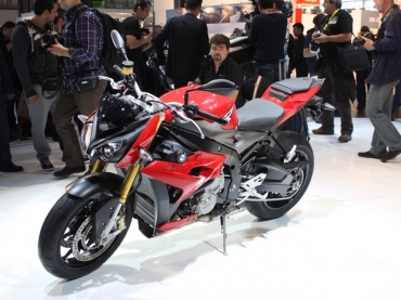 In�dita S1000 R � atra��o da BMW em Mil�o