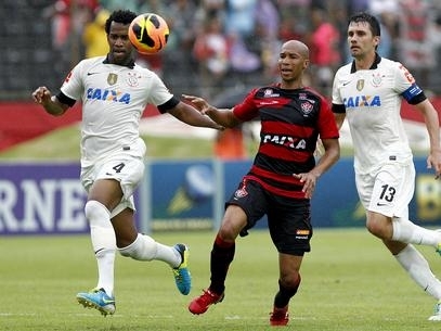 Dinei (foto) marcou o gol da equipe baiana na partida