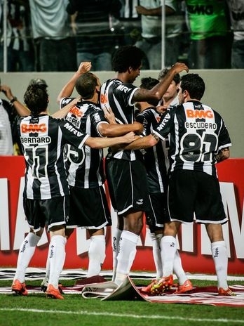 O atacante foi contratado recentemente junto ao Internacional. J teve problemas disciplinares no clube do Beira-Rio