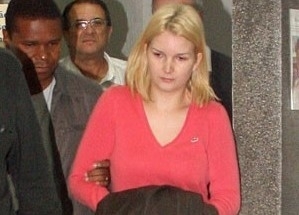 Mulher do executivo, presa desde a noite de segunda 