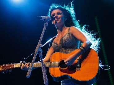 Paula Fernandes lan�ou o CD 