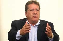 Deputado destacou que ao menos cinco legendas j concretizaram apoio  sua pr-candidatura no municpio 