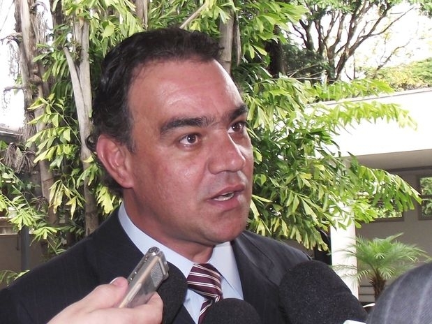 Carlos Henrique Pinto,  advogado, foi secretrio das finanas e depois secretrio de segurana