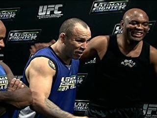 Spider d dicas sobre Belfort a Wand com microfone ligado