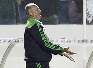 Luiz Felipe Scolari tem problemas com dirigentes no Palmeiras 