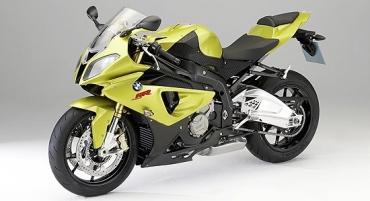 A motocicleta da BMW modelo S 1000 RR, que passa por recall por falha em parafuso que fixa o motor