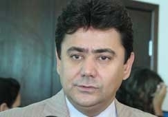 Ex-secretrio-extraordinrio da Copa, Eder Moraes foi avisado por telefone sobre sua sada, j que o governador estava e