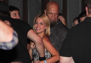 Thais Fersoza em show de Michel Tel.