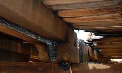 Ponte incendiada entre o Altos da Serra e o Planalto: demorou mais de um ano para ficar pronta e agora est� amea�ada