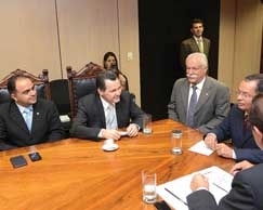 Governador em reunio no Ministrio dos Transportes