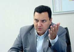 Nos ltimos dias, o defensor-pblico-geral esteve sendo pressionado devido a supostas irregularidades que teria cometido