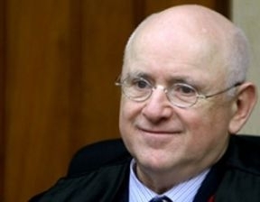 Ministro Ari Pargendler, presidente do STJ  favorvel a criao de cargos fixos de juiz nas Turmas Recursais