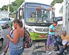 Sem freio na descida: a habilidade do motorista evitou um acidente de maior gravidade