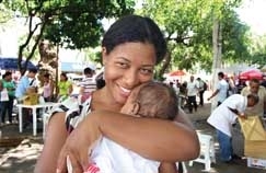 Zero para o SUS: alm da dor do parto, Laudelina Peixoto, de 24 anos, sofreu com a burocracia na hora de trazer Augusto 