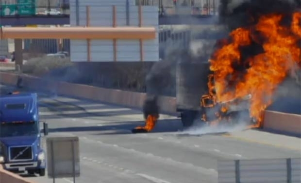 Co invadiu rodovia em Albuquerque e provocou acidente.