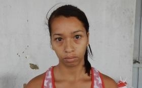 Patrcia foi presa com a bolsa contendo papelotes de cocana.